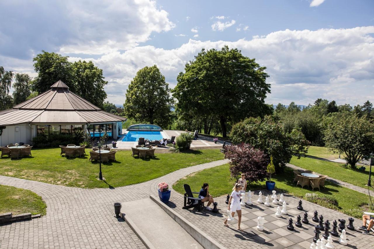 Klaekken Hotel Хёнефосс Экстерьер фото